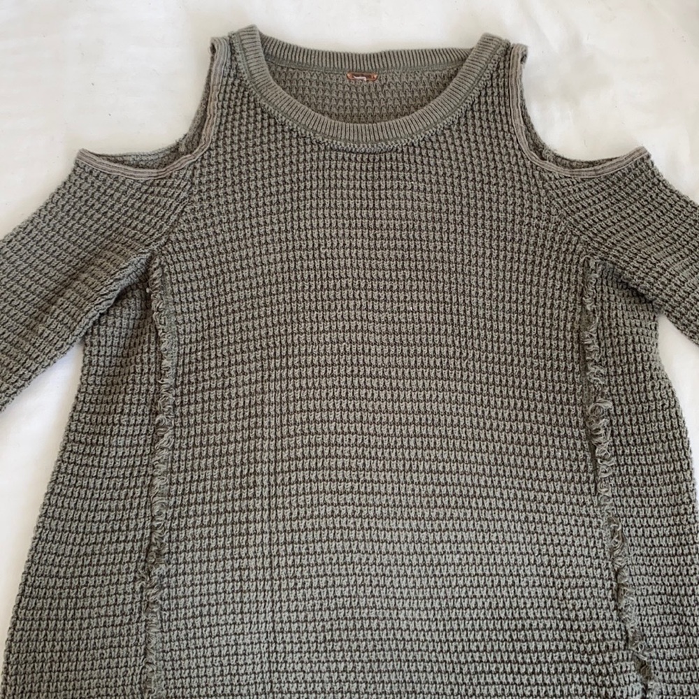 Free People Sweater - Picture 4 of 4